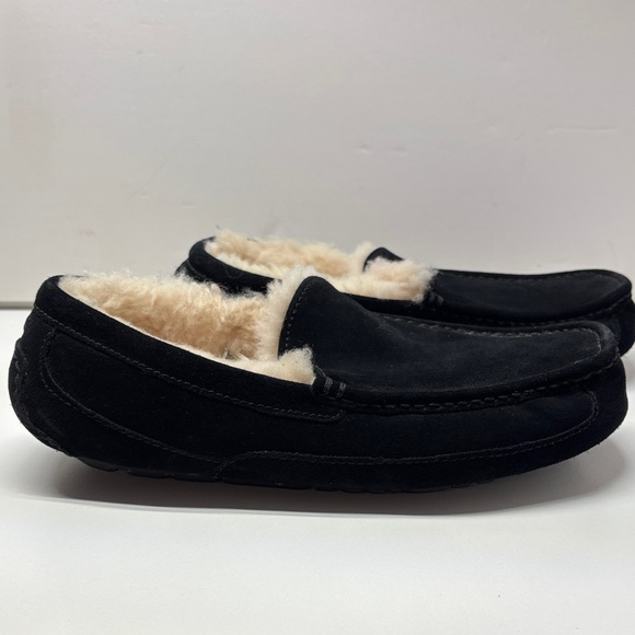 UGG Black Ascot Suede Men's Loafers with Wool Lining - Picture 2 of 12